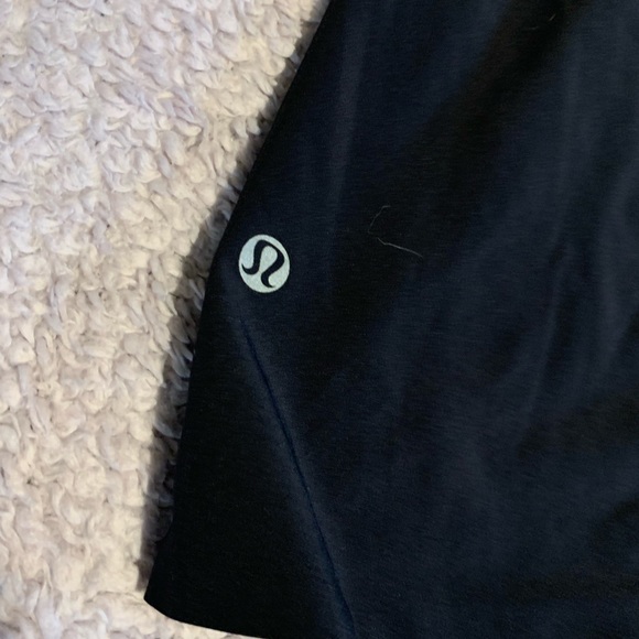 Men’s Lululemon Shorts - Picture 2 of 3